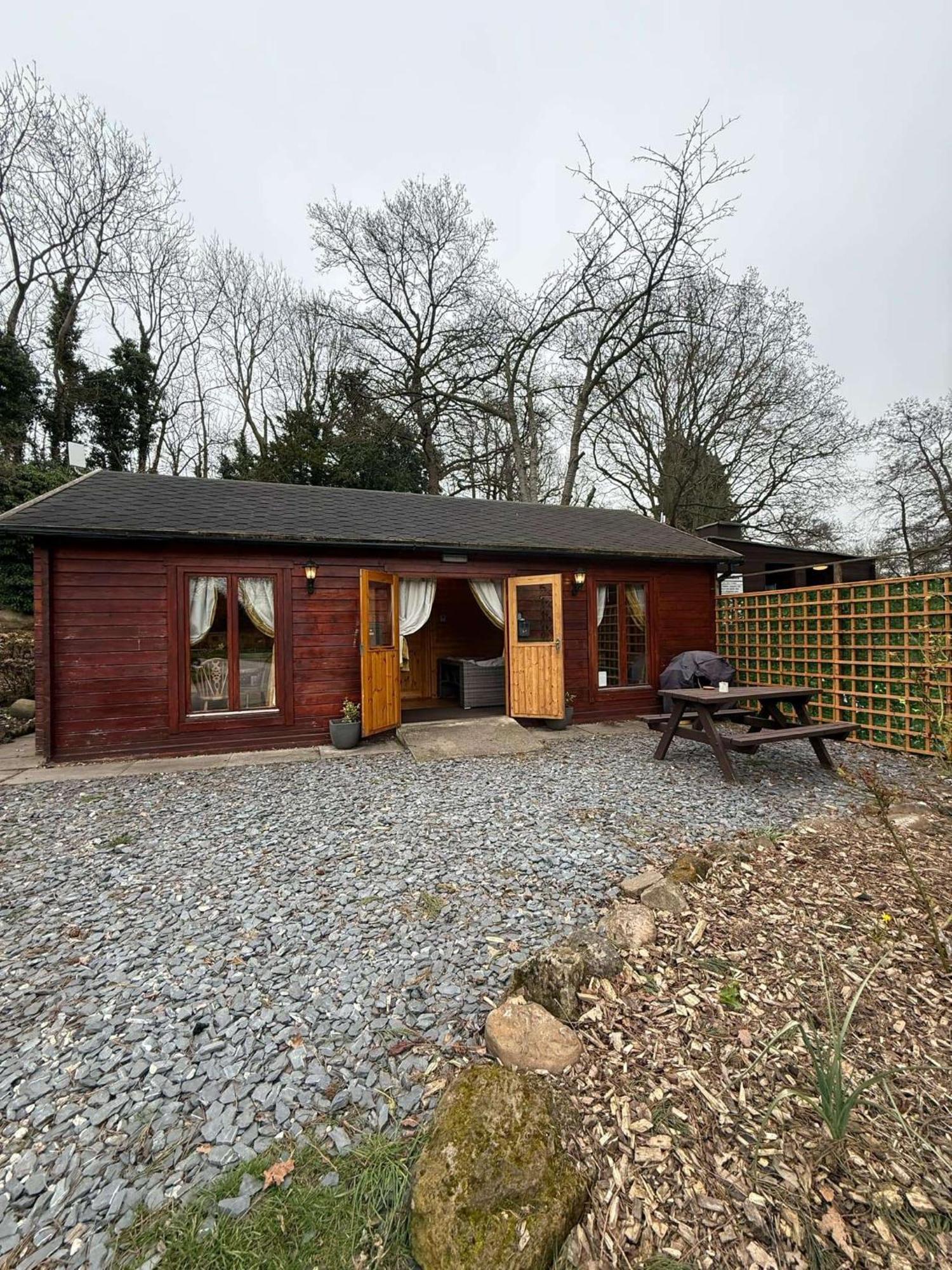 Impeccable 1-Bed House In Retford Close To A1 ภายนอก รูปภาพ